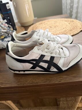 Onitsuka Tiger Men’s Ultimate 81 size 8
